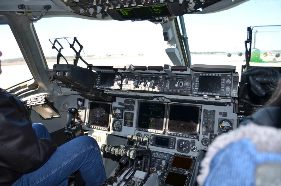 C-17 Cockpit with HUD